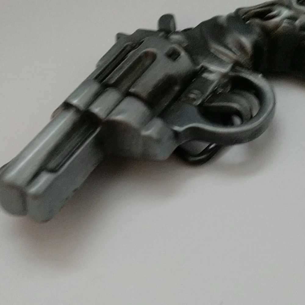 Cast Metal Belt Buckle Revolver with Skull Streetwear Gothic - Picture 3 of 11